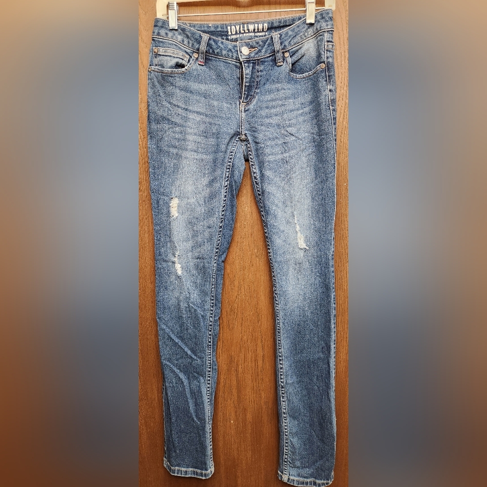 Idyllwind Women's Blue Distressed Skinny Jeans